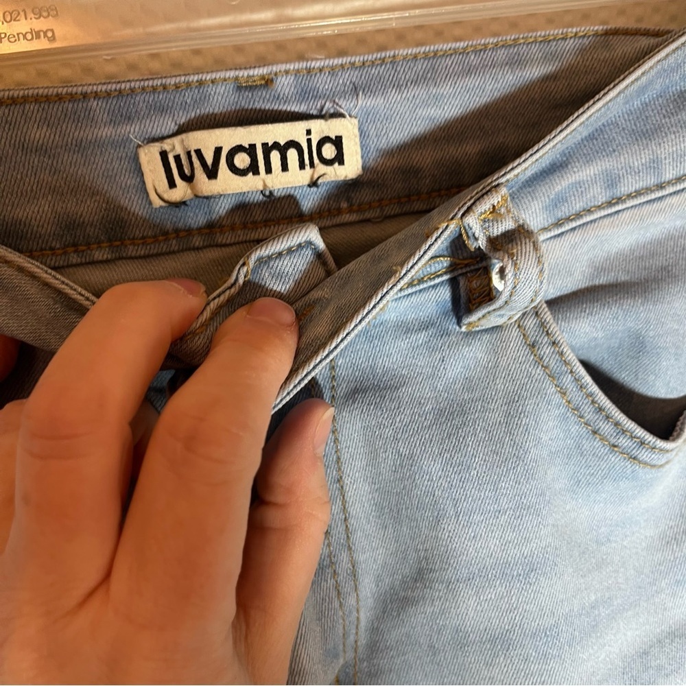 Luvamia Light Wash High Rise Straight Leg Jeans Size S| 28" Inseam Mom Jeans. - Picture 4 of 10